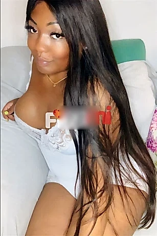 TS Nicole Assis - Zürich VIP Escort Bayan