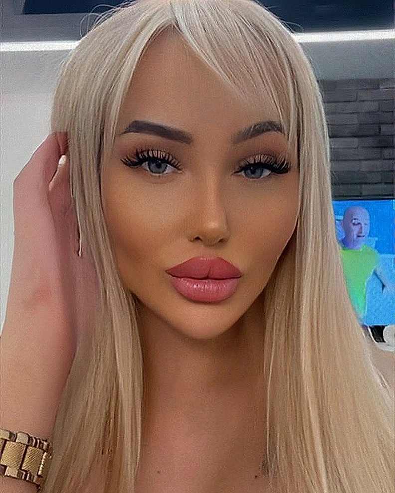 Sonia - İstanbul VIP Escort Bayan